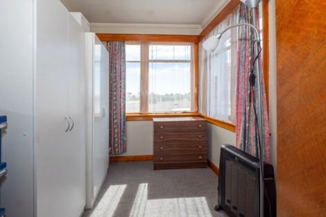 Photo of property in 1 Cameron Street, Waimate, 7924