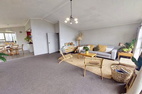 Photo of property in 5 Penrith Street, Westown, New Plymouth, 4310