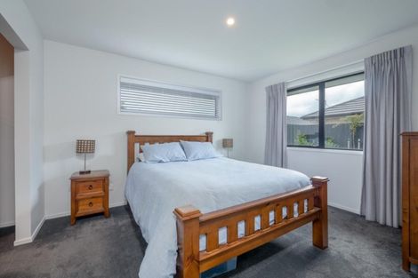 Photo of property in 8 Merino Street, Marshland, Christchurch, 8083