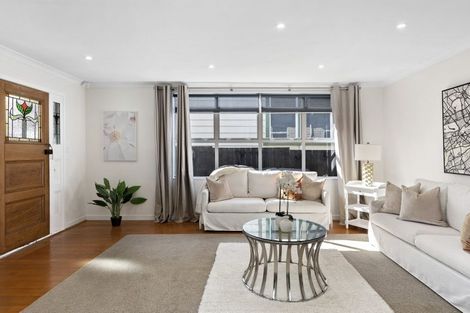 Photo of property in 32 Green Lane East, Remuera, Auckland, 1050