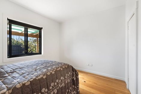 Photo of property in 5 Julian Road, Warea, New Plymouth, 4381