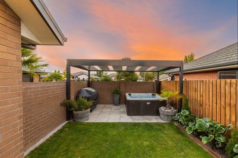 Photo of property in 112 Metehau Street, Marshland, Christchurch, 8083