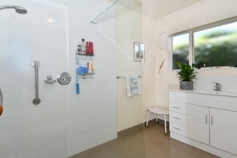 Photo of property in 1 Yatton Street, Greerton, Tauranga, 3112