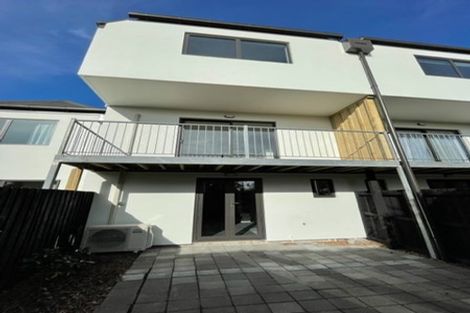 Photo of property in 2/208 Strickland Street, Sydenham, Christchurch, 8023
