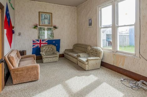 Photo of property in 125 Cambridge Street, Levin, 5510