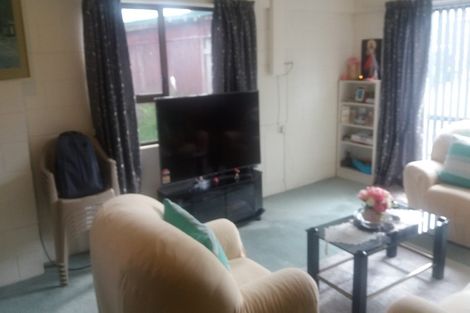 Photo of property in 1/59 Butley Drive, Farm Cove, Auckland, 2012
