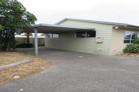 Photo of property in 9 Hawea Street, Mount Maunganui, 3116