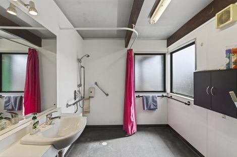 Photo of property in 5 Seddon Street, Westown, New Plymouth, 4310