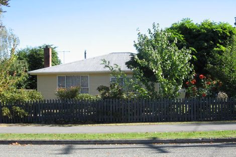 Photo of property in 42 Connolly Street, Geraldine, 7930