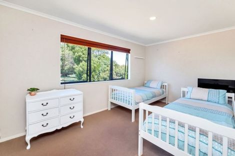 Photo of property in 19 Ashkirk Place, Wattle Downs, Auckland, 2103