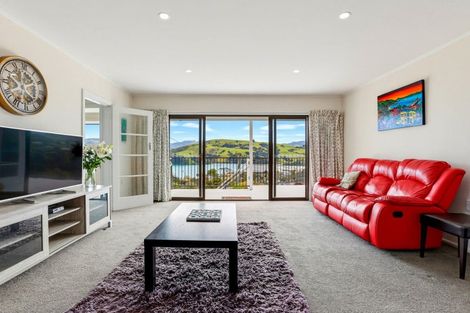 Photo of property in 19 Watson Street, Akaroa, 7520