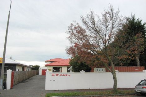 Photo of property in 122 Yaldhurst Road, Sockburn, Christchurch, 8042