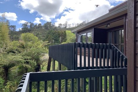 Photo of property in 92b Kamahi Street, Stokes Valley, Lower Hutt, 5019