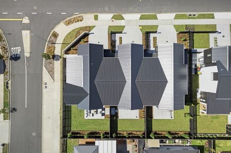 Photo of property in 25 Carronade Street, Papamoa Beach, Papamoa, 3118