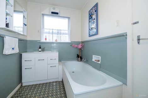 Photo of property in 1 Kennedy Crescent, Waimate, 7924