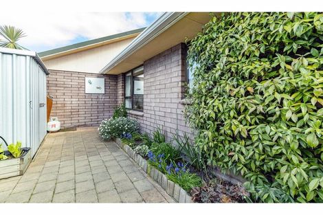 Photo of property in 9a Hegan Place, Rangiora, 7400