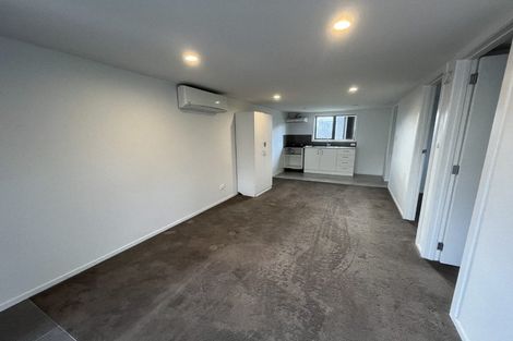 Photo of property in 92 Harrington Road, Henderson, Auckland, 0610