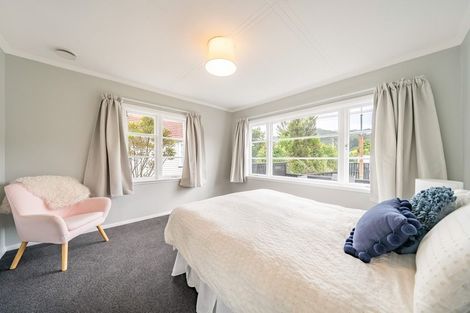 Photo of property in 62 Main Road, Wainuiomata, Lower Hutt, 5014