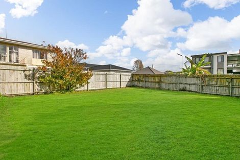 Photo of property in 41 Blockhouse Bay Road, Avondale, Auckland, 1026