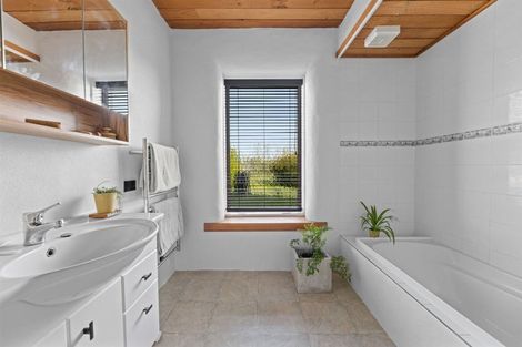 Photo of property in 304 Stokes Road, Balcairn, Amberley, 7481