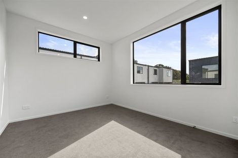 Photo of property in 19 Clay Works Lane, New Lynn, 0600