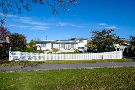 Photo of property in 35 Mount Cook Road, Fairlie, 7925