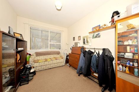 Photo of property in 84 Farquhars Road, Redwood, Christchurch, 8051