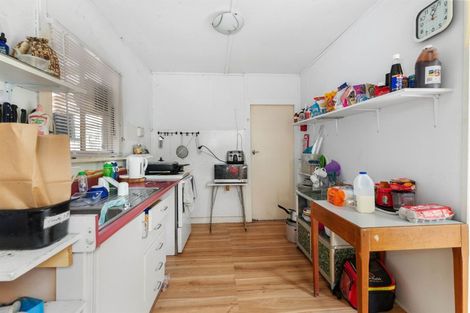 Photo of property in 9 Lee Road, Hannahs Bay, Rotorua, 3010