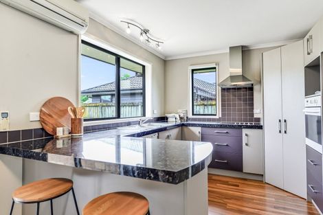 Photo of property in 8 Miers Glade, Rototuna North, Hamilton, 3210