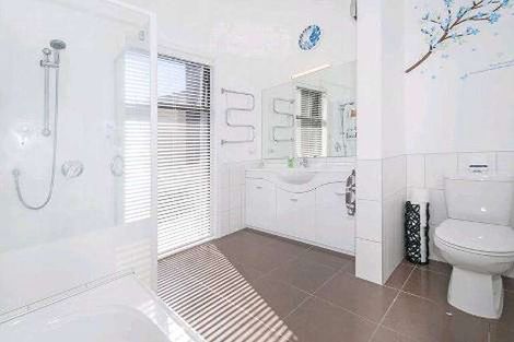 Photo of property in 47 Arahiwi Grove, Tirohanga, Lower Hutt, 5010