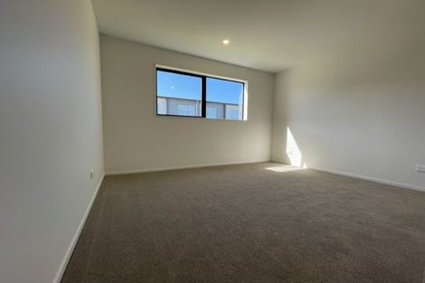 Photo of property in 13a Poruru Close, Papakura, 2110