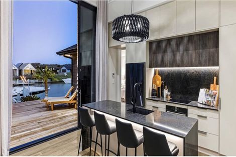 Photo of property in 13 Awatea Drive, Whitianga, 3510