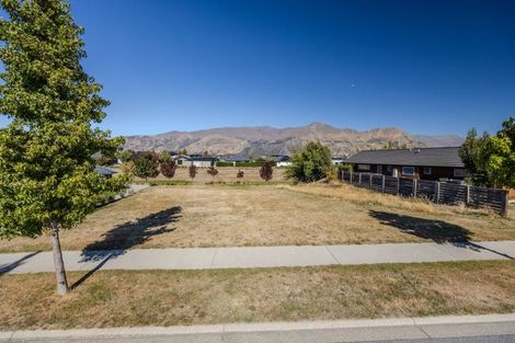 Photo of property in 44 Minaret Ridge, Wanaka, 9305