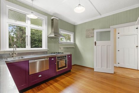 Photo of property in 182 High Street North, Carterton, 5713