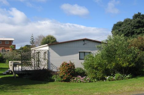 Photo of property in 12 Dey Street, Mangawhai Heads, Mangawhai, 0505