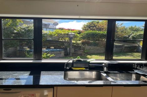 Photo of property in 1 Tudor Court, Paraparaumu Beach, Paraparaumu, 5032