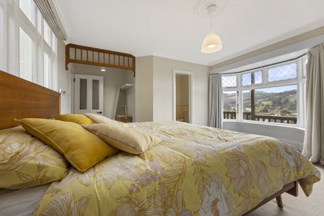 Photo of property in 22 Shandon Street, Roseneath, Port Chalmers, 9023