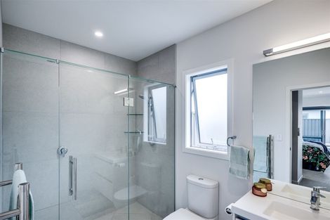 Photo of property in 28 Hurunui Drive, Te Awa, Napier, 4110