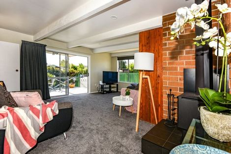 Photo of property in 30 Shetland Street, Woolston, Christchurch, 8062