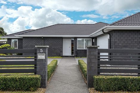 Photo of property in 5 Keene Drive, Bell Block, New Plymouth, 4312