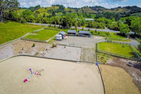 Photo of property in 741 Wainui Road, Wainui, Silverdale, 0992