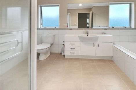 Photo of property in 126 Middlefield Drive, Flat Bush, Auckland, 2016