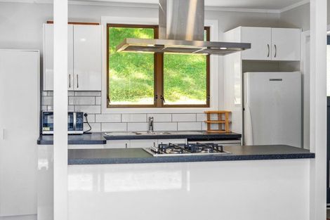 Photo of property in 32 John Street, Stokes Valley, Lower Hutt, 5019