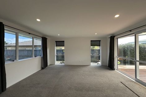 Photo of property in 14 Horokaka Place, Papamoa Beach, Papamoa, 3118