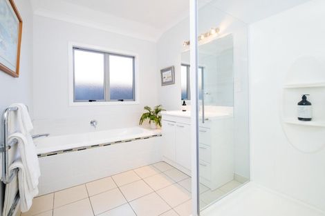 Photo of property in 79 Russell Robertson Drive, Havelock North, 4130