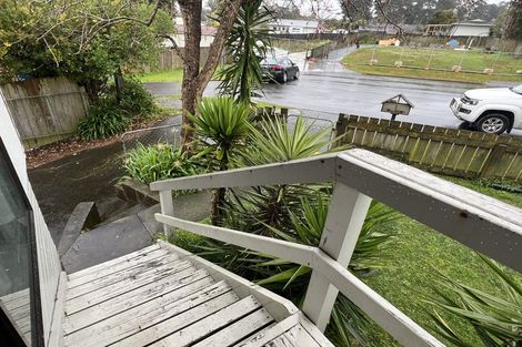 Photo of property in 22 Crosby Road, West Harbour, Auckland, 0618