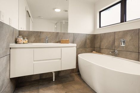 Photo of property in 81 Catherine Crescent, Whitianga, 3510