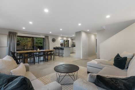 Photo of property in 16 Springcrest Drive, Karaka, Papakura, 2113