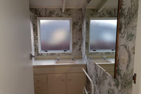 Photo of property in 67 Wharewaka Road, Wharewaka, Taupo, 3330