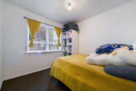 Photo of property in 5 Malmo Place, Manurewa, Auckland, 2102